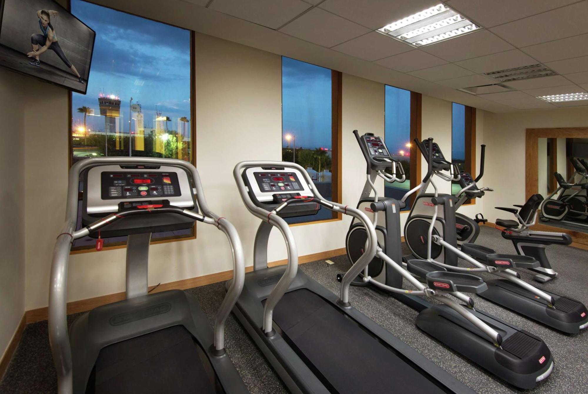 Hilton Garden Inn Monterrey Airport Villa Juárez Extérieur photo